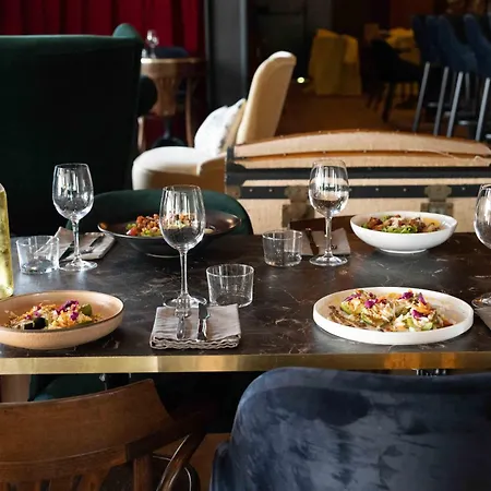 Hotel Ludik For Rêveurs