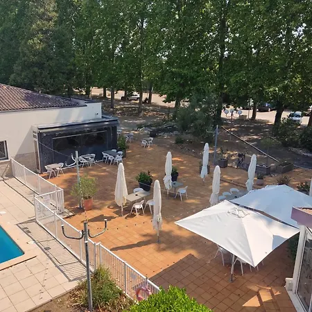 Hotel Logis & Restaurant Ludik 3*