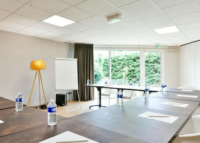 ホテル Logis & Restaurant Ludik